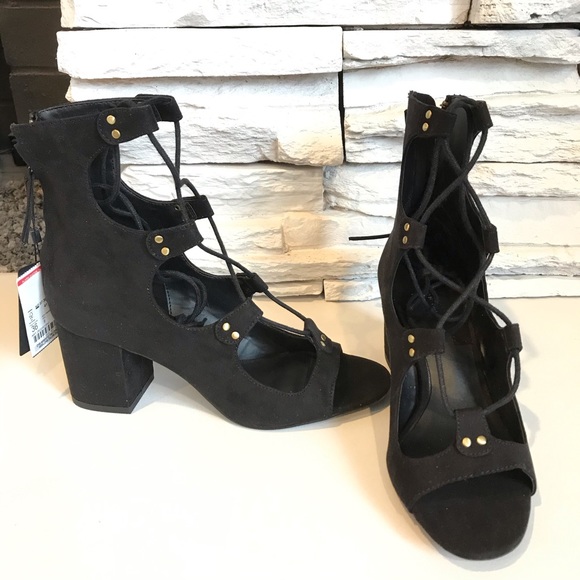 Zara Shoes - Zara NWT black block heel lace tie bootie size 6